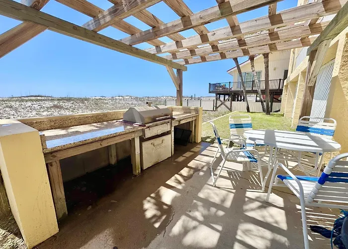 Driftwood Towers Holiday home